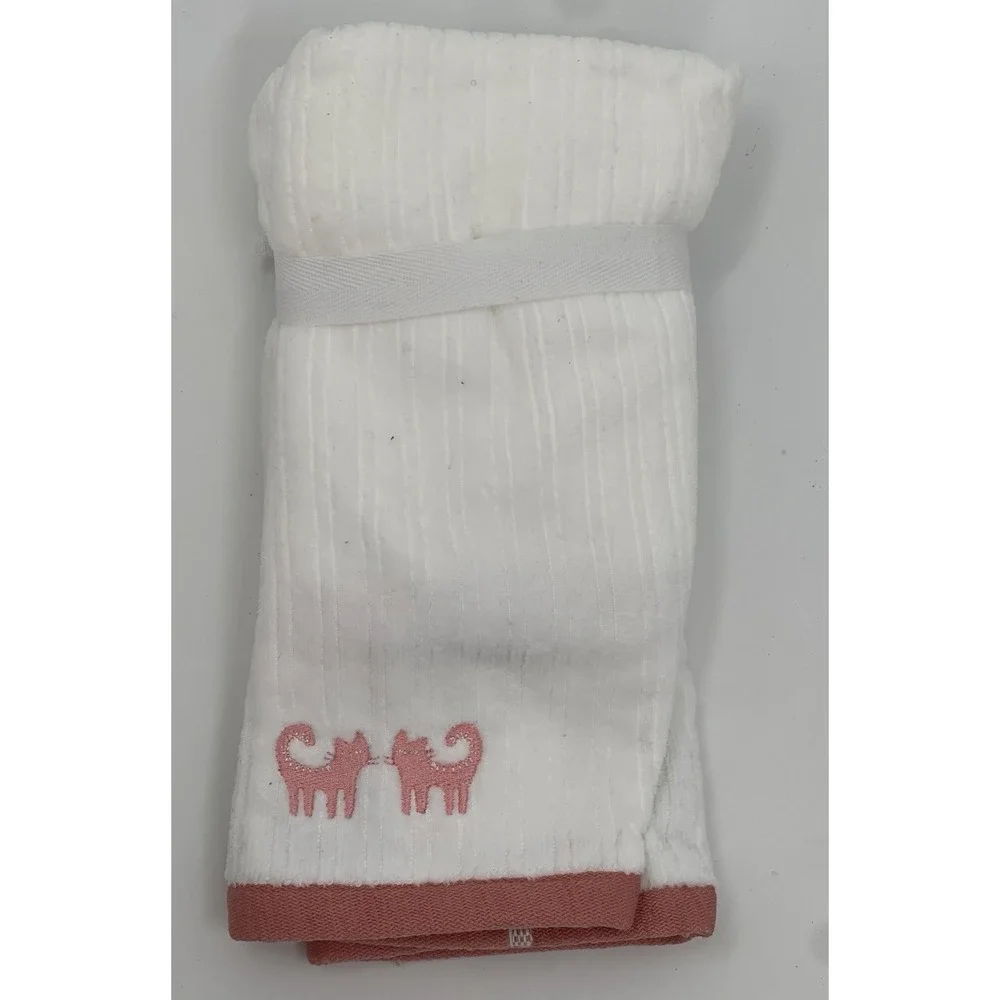 Envogue White Set of 2 Velour Tip Towels Embroidered Pink Coral Cats Kitties NWT